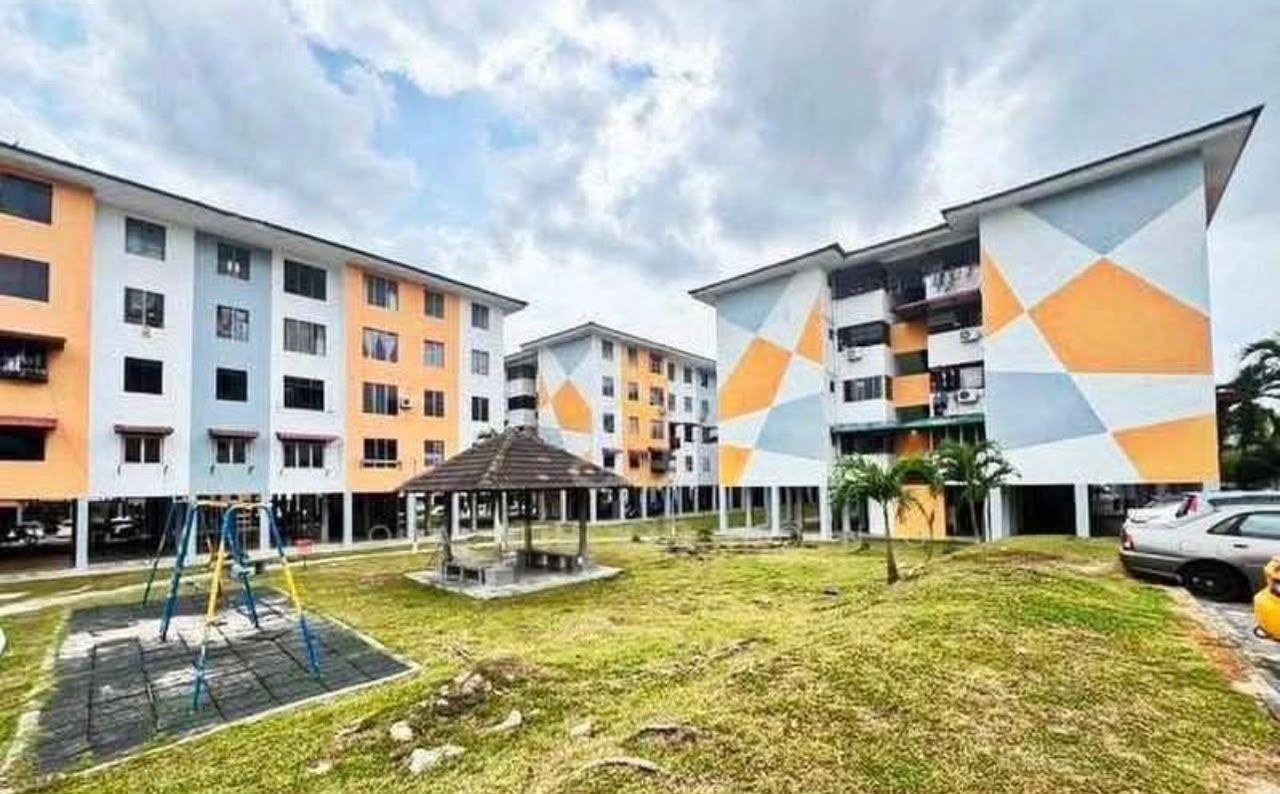 JOHOR BAHRU TAMAN DESA TEBRAU JALAN HARMONIUM PANGSAPURI SRI LANANG FLAT