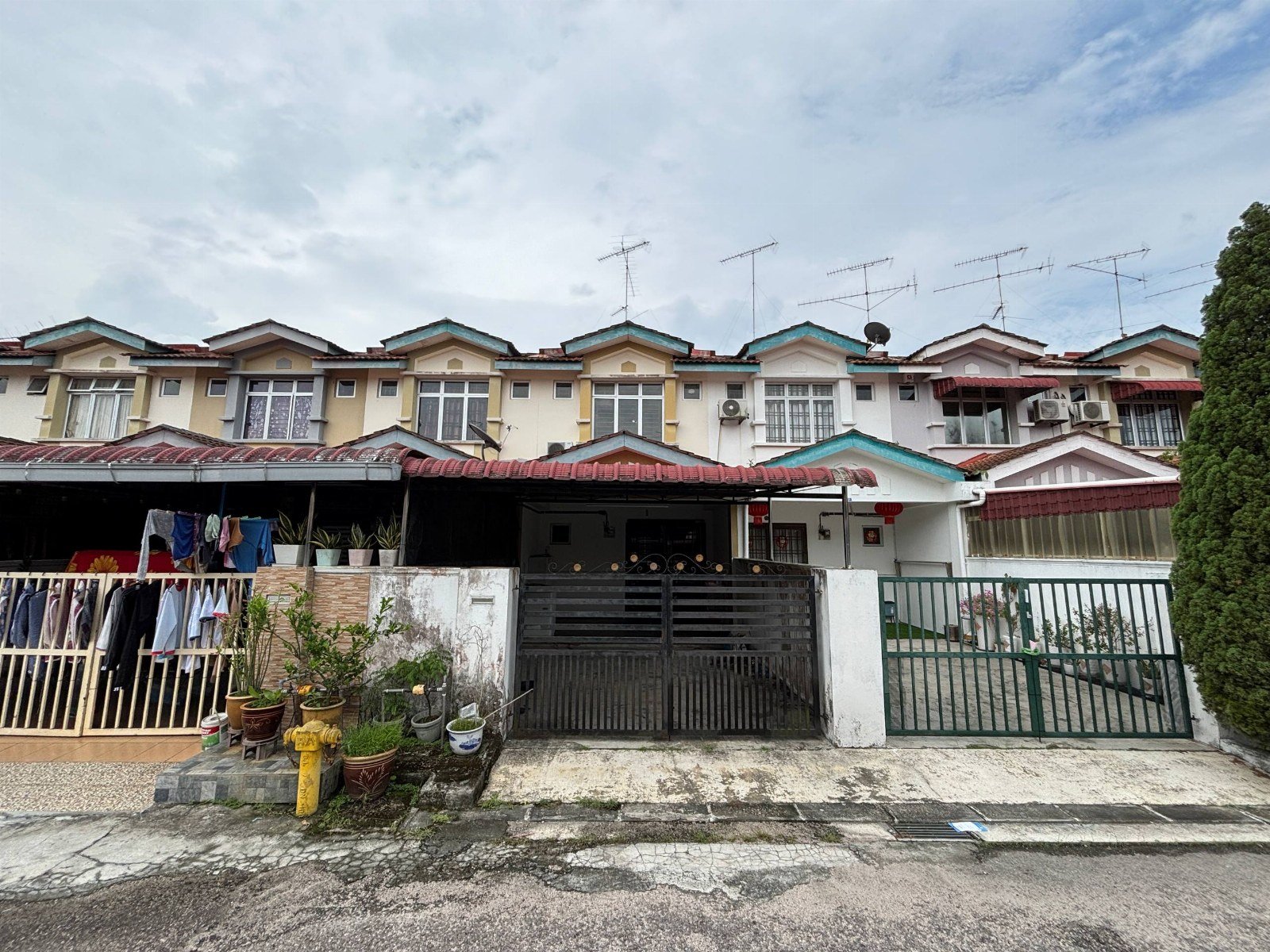 Full Loan Kulai Lagenda Medium Cost Terrace House