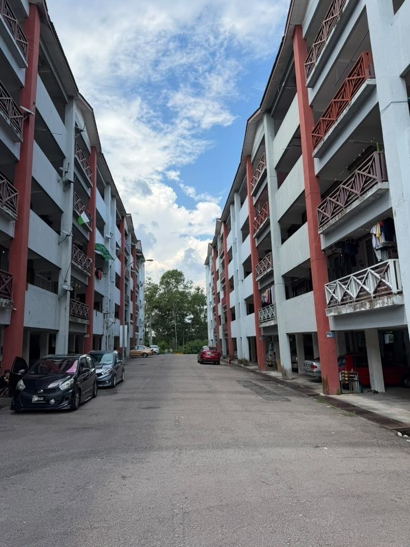 SKUDAI DESA SKUDAI FLAT