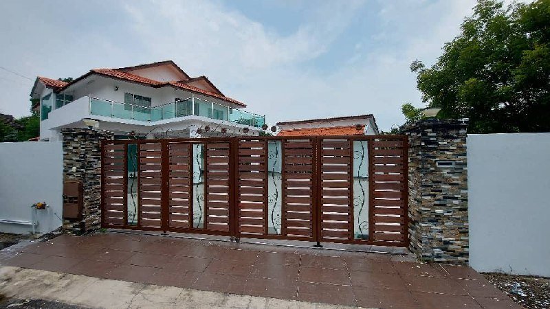 Double Storey Bungalow House @ Taman Bukit Kempas