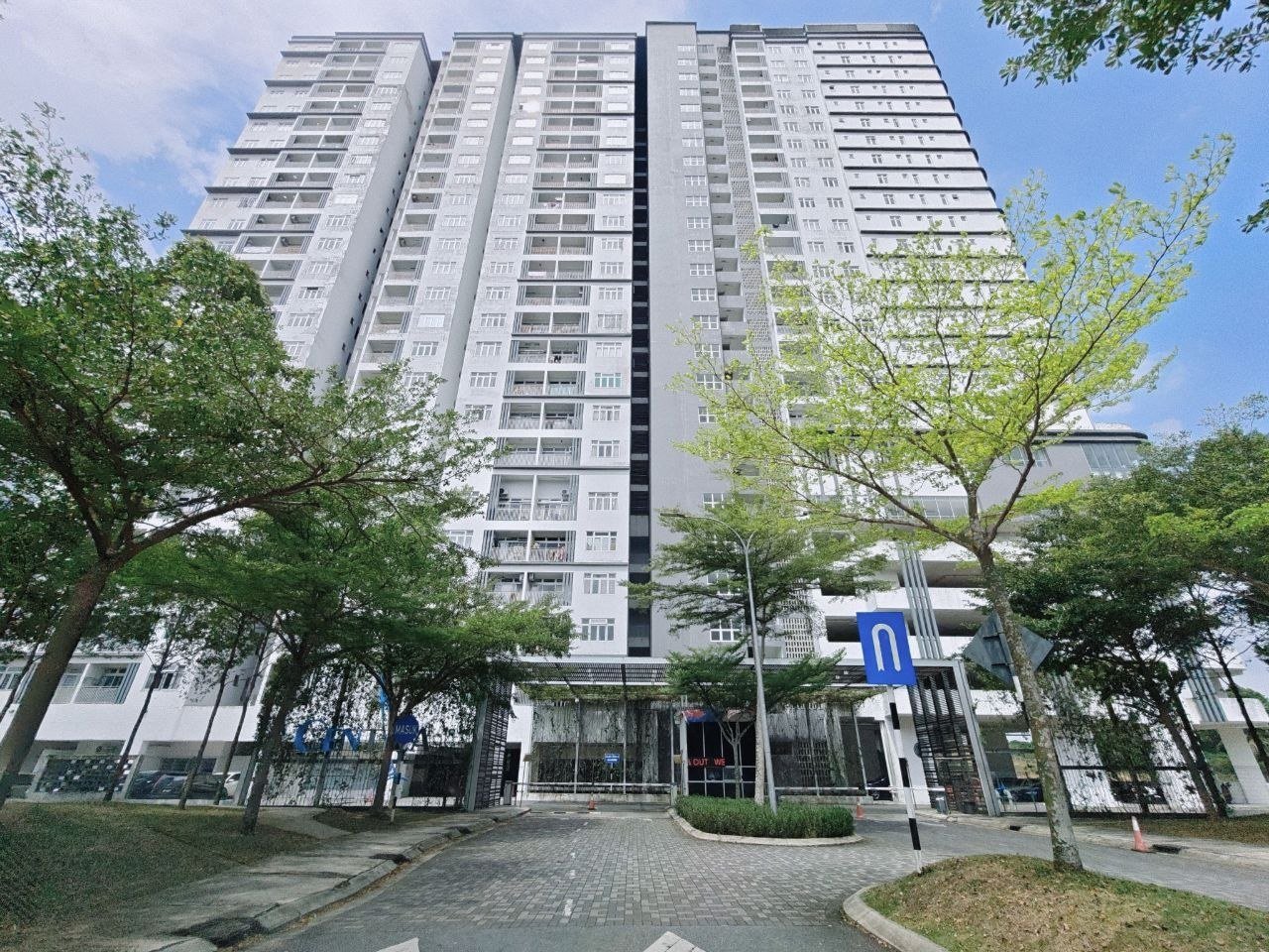 Centra Centra Residance Apartment @ Nasa City On, Connected to EDL