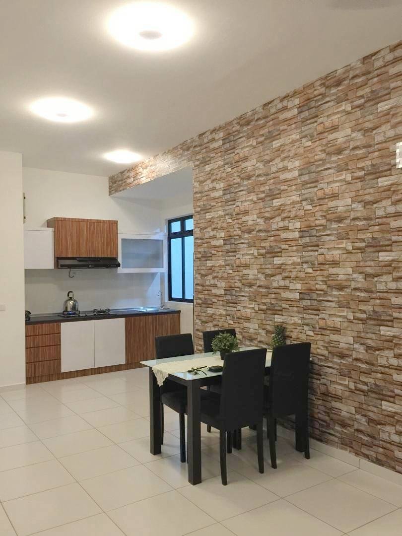 Bukit Indah Sky View Apartment