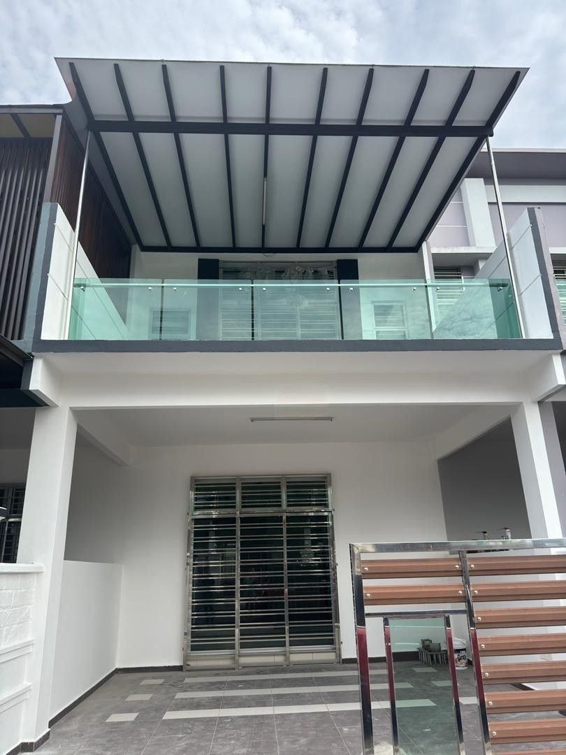 Double Storey Terrace House @ LA Garden Austin