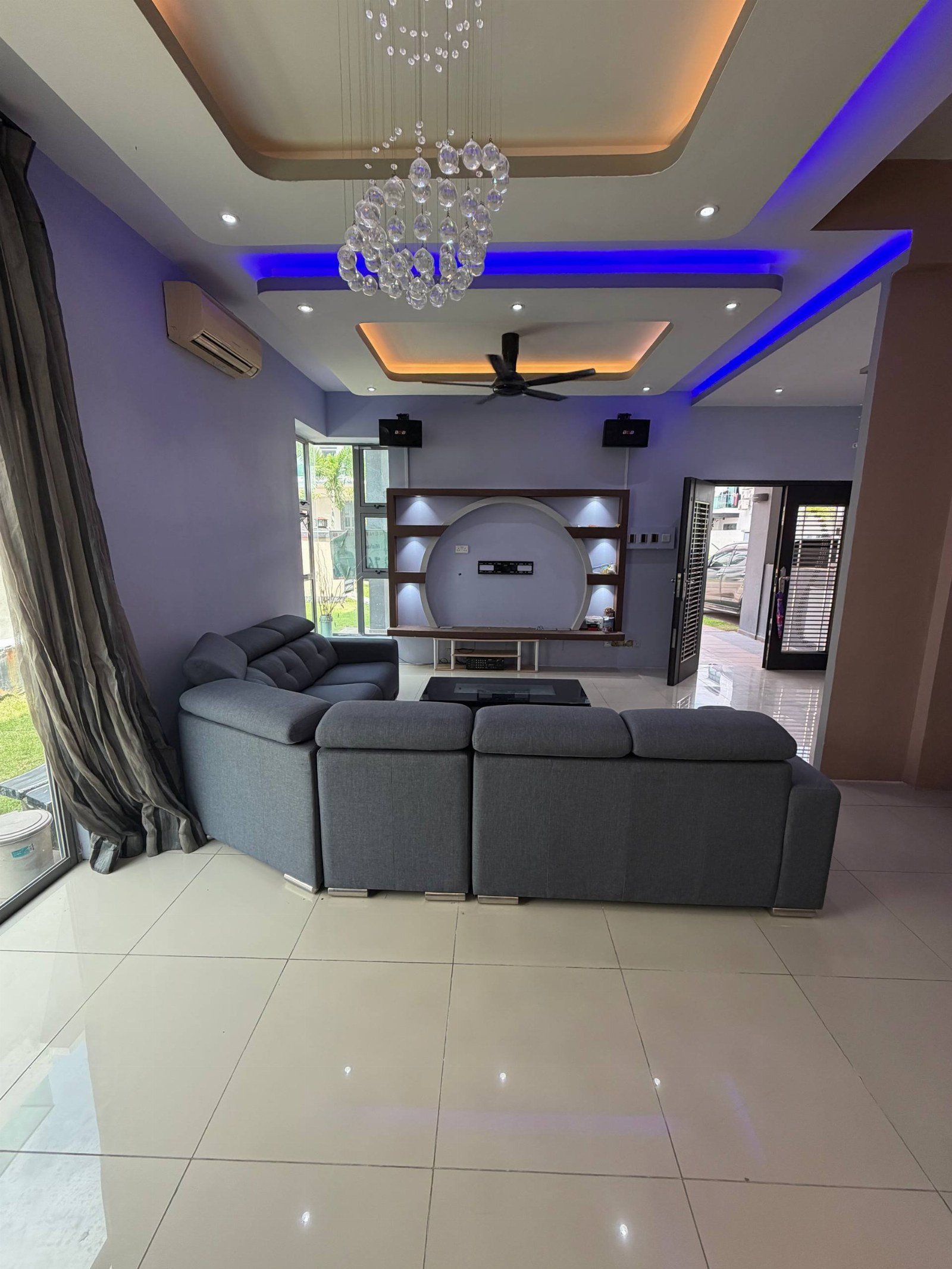 D Carlton, Taman Bukit Skudai