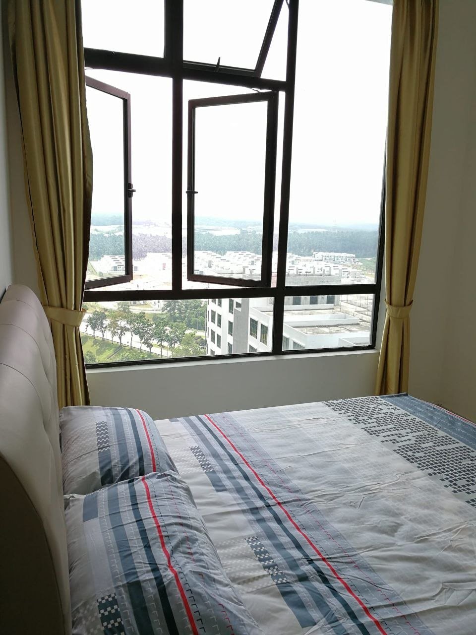 D Summit Residences @ Kempas Utama