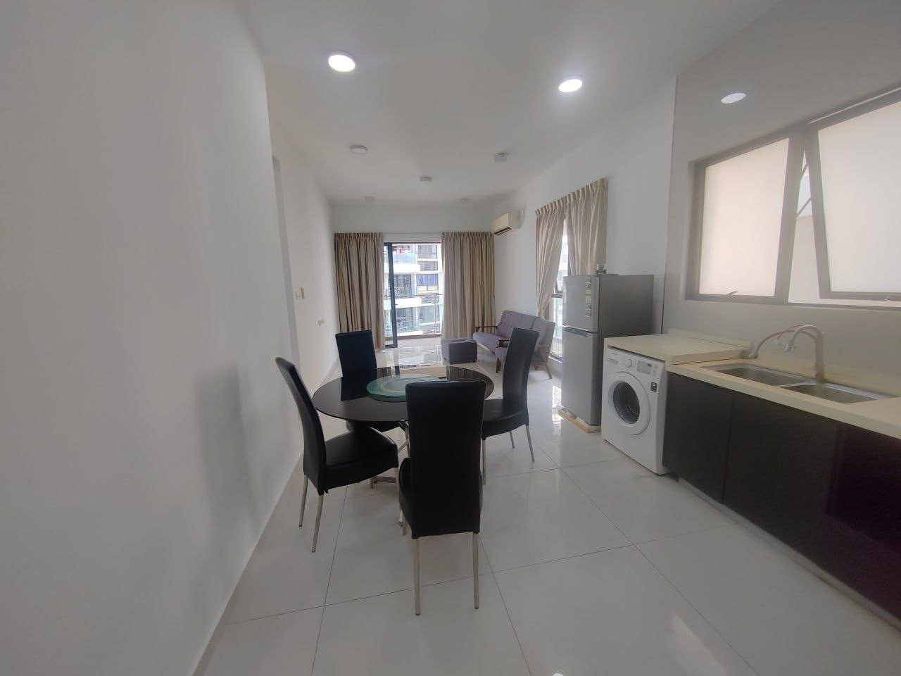 Country Garden Danga Bay, Bay Point Condominium