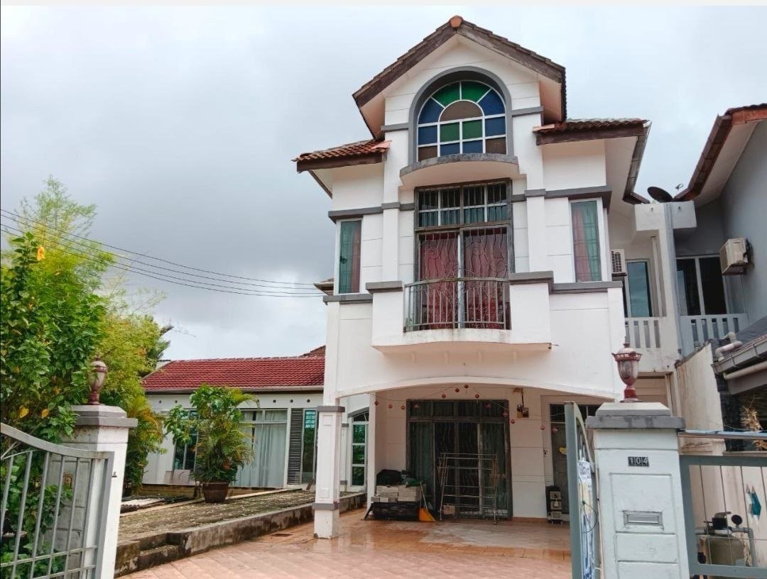 RARE CORNER STOREY @ TAMAN SRI PULAI PERDANA