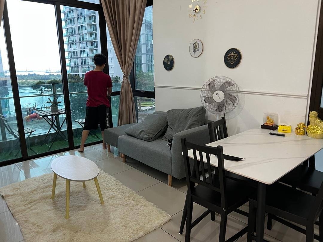 Wave @ Marina Cove Condo