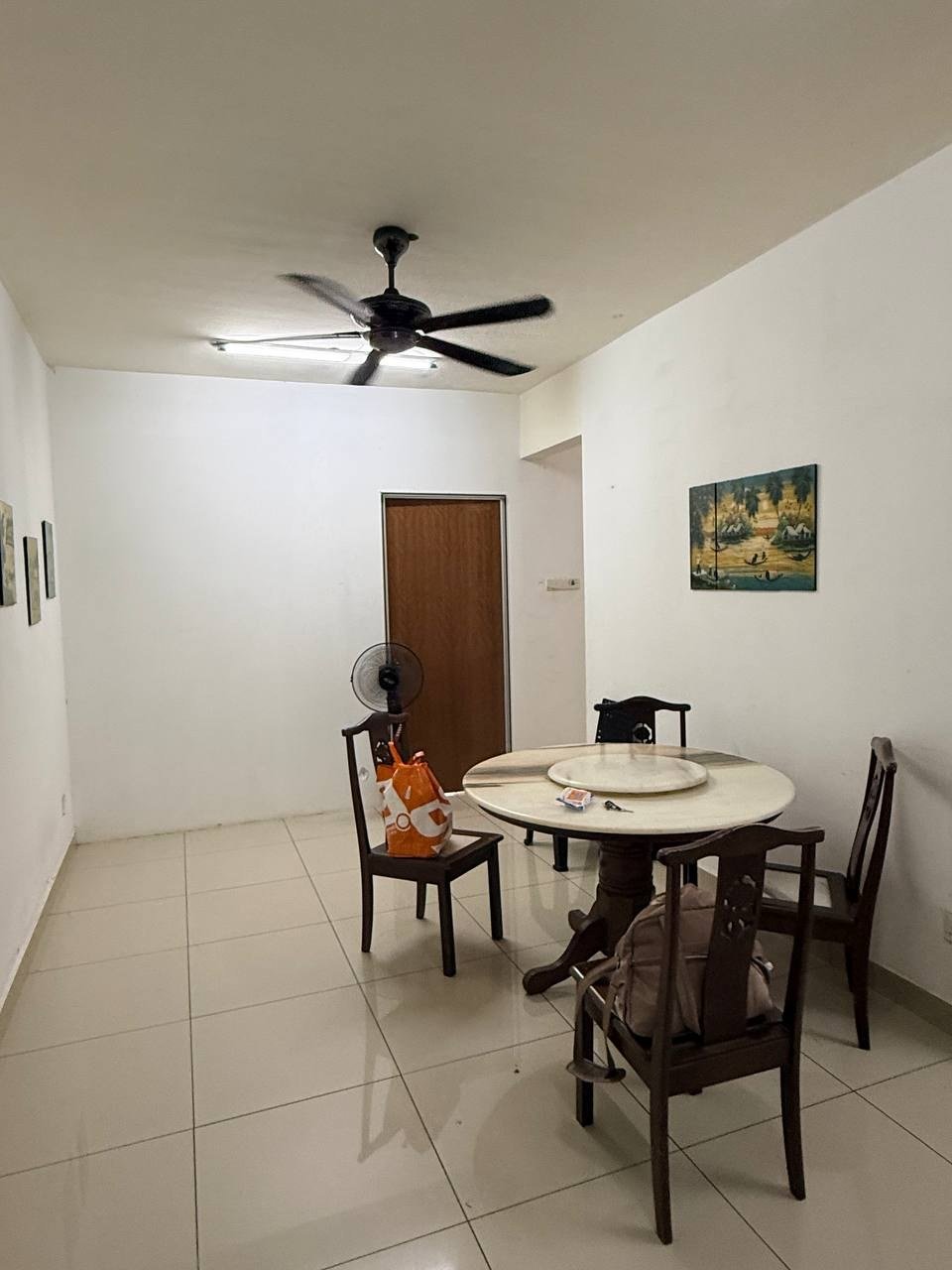 & RENT LARKIN HEIGHT APARTMENT
