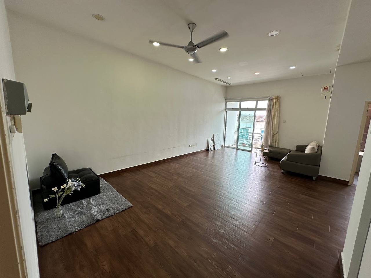 Seri Alam Sapphire 8, 3 storey terrace house