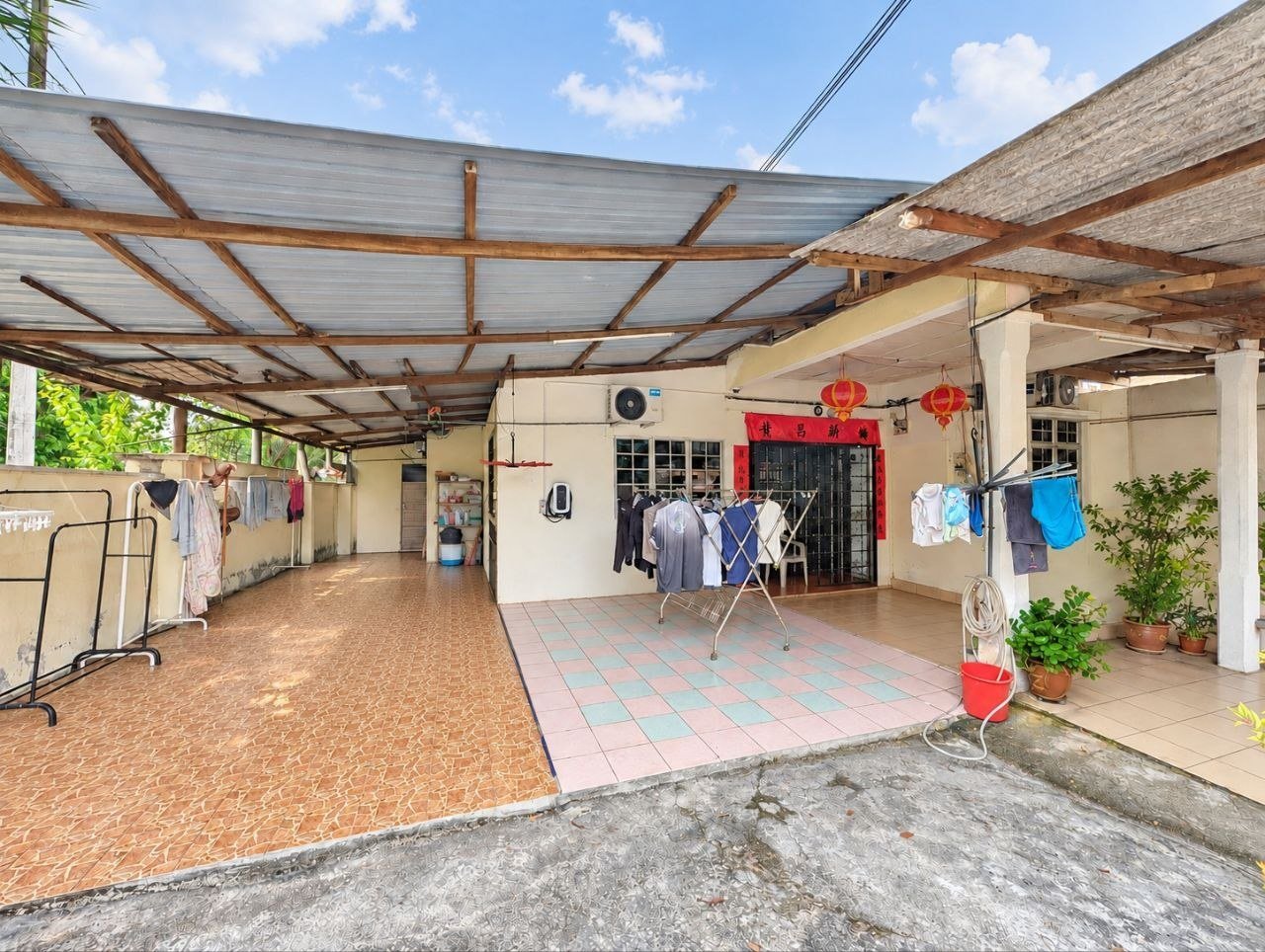Single Storey Terrace House Corner Lot @ Jalan Rajawali, Kelapa Sawit, Kulai.